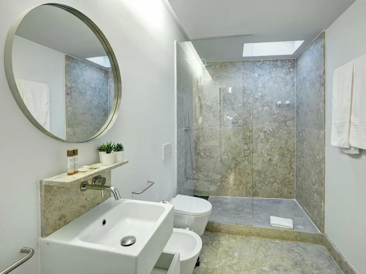 Canaan Lifestyle Apartments Lisbon Combro 77 By Get Your Stay